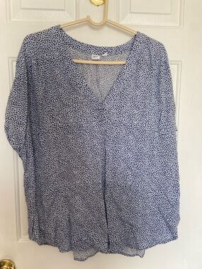 GAP Blue and White Dotted V-Neck Blouse